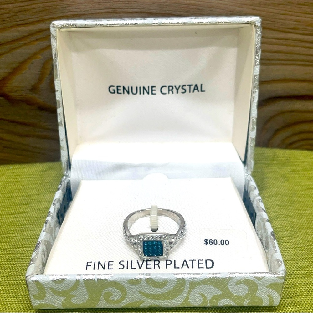 Silver Plated Genuine Crystal Ring Size 7 Blue & White Crystals